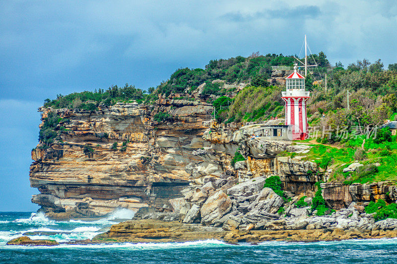悉尼海岸线上的灯塔