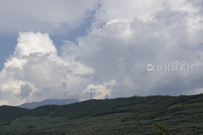 阿尔卑斯山脉