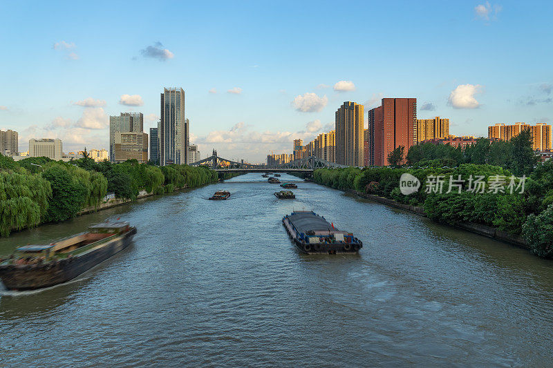 现代城市全景，在无锡，中国