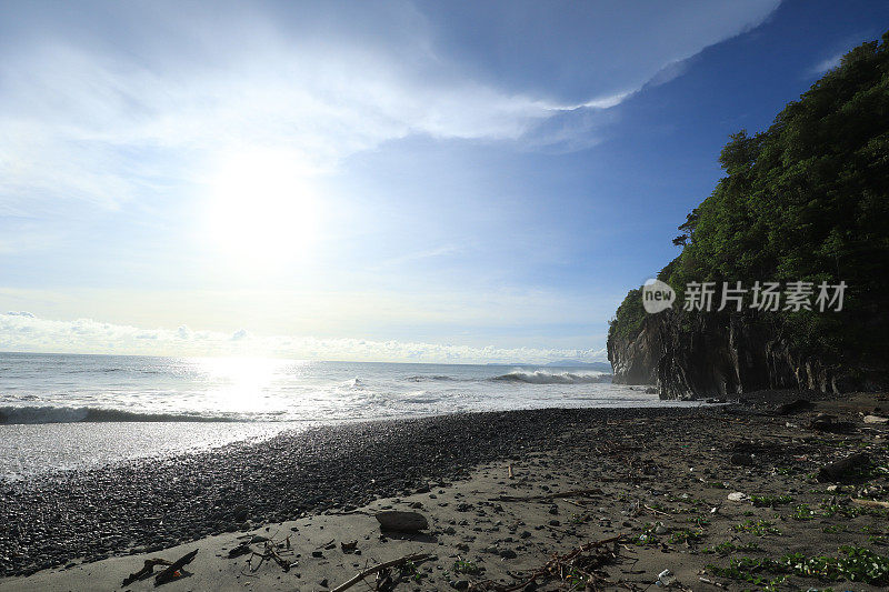 海、山、天