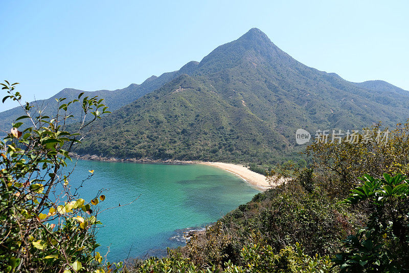 西贡东郊野公园南社湾泳滩及尖峰