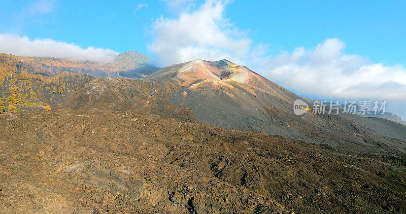 康伯雷维哈火山正式喷发7个月后的“塔乔盖特火山”鸟瞰图