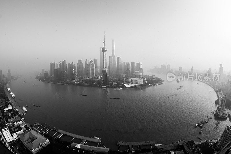上海，中国的黑与白