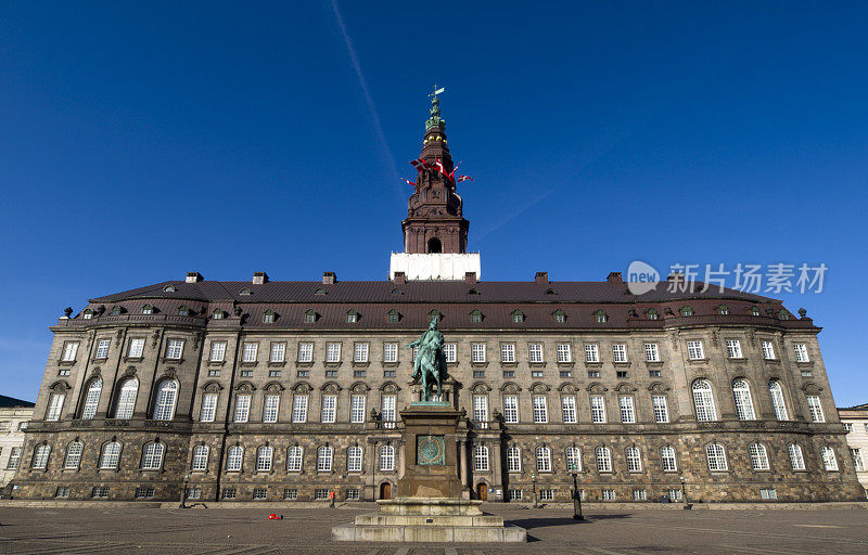 克里斯琴堡宫，丹麦议会大厦