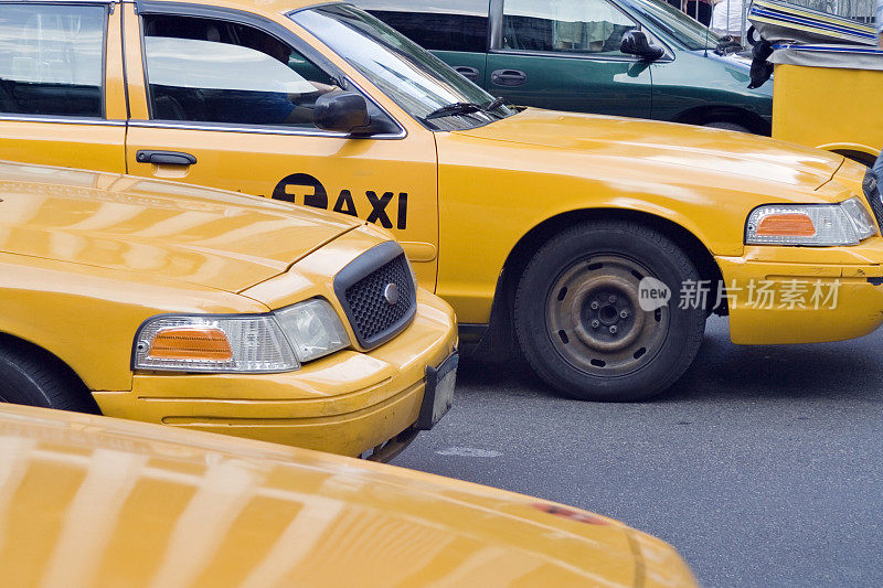 曼哈顿-纽约高峰时段的出租车