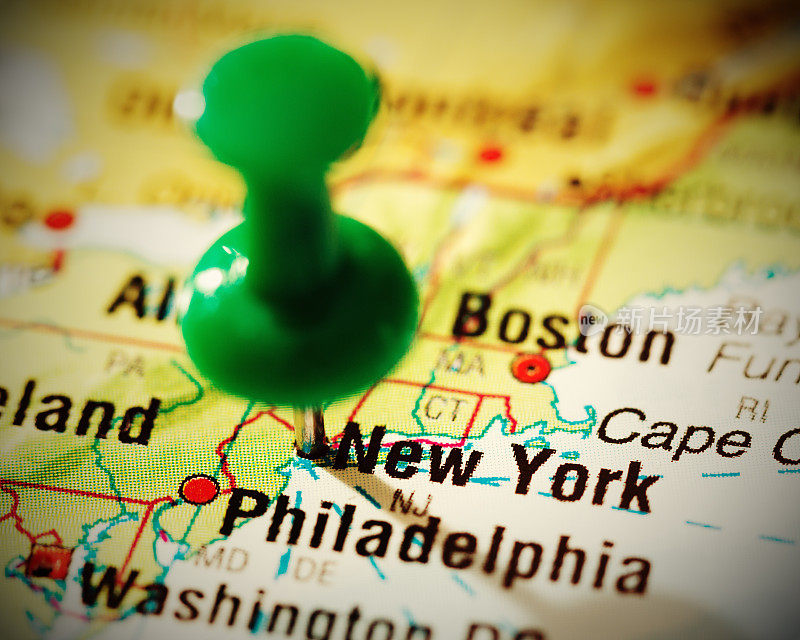 绿色图钉在美国Styates地图上标出纽约