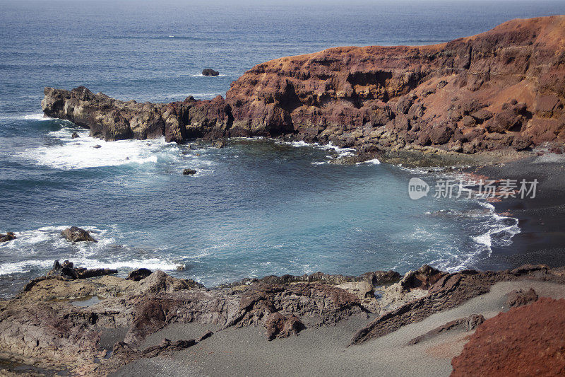 野生火山海滩