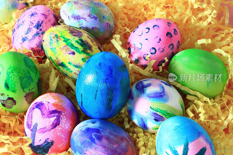 彩色的手工装饰复活节彩蛋