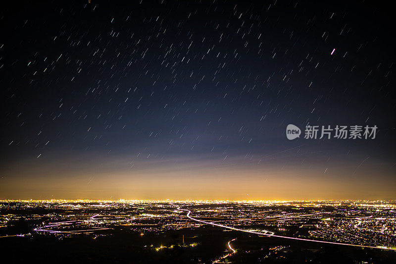 名古屋和横市的星宿夜景