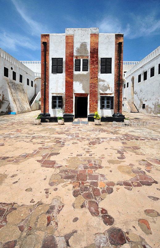 西非加纳:埃尔米纳城堡-殖民教堂