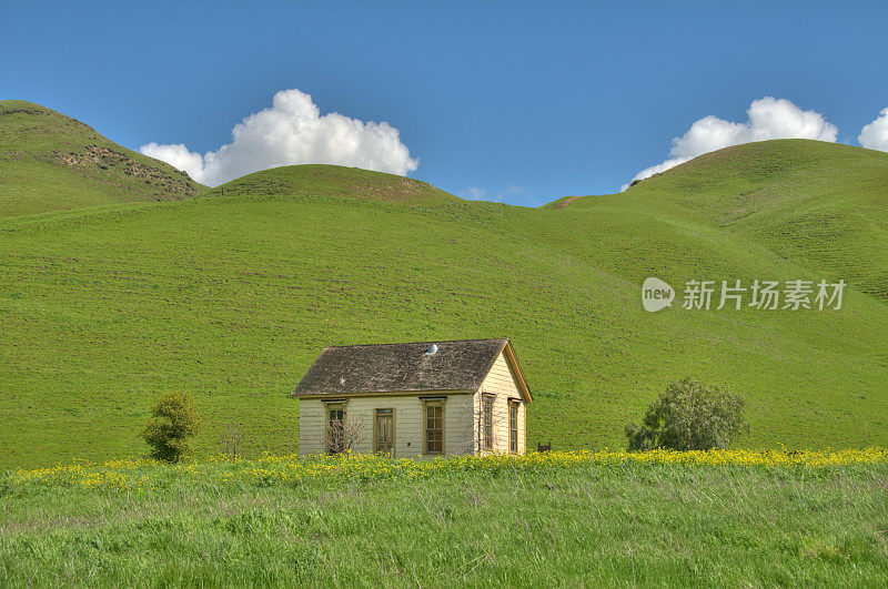 乡村废弃房屋(HDR)