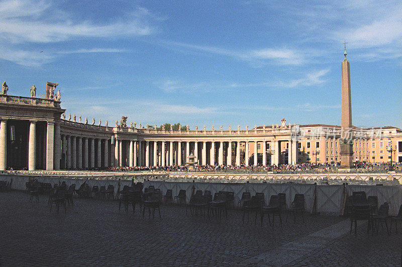 意大利梵蒂冈圣彼得广场上的复活节庆祝活动