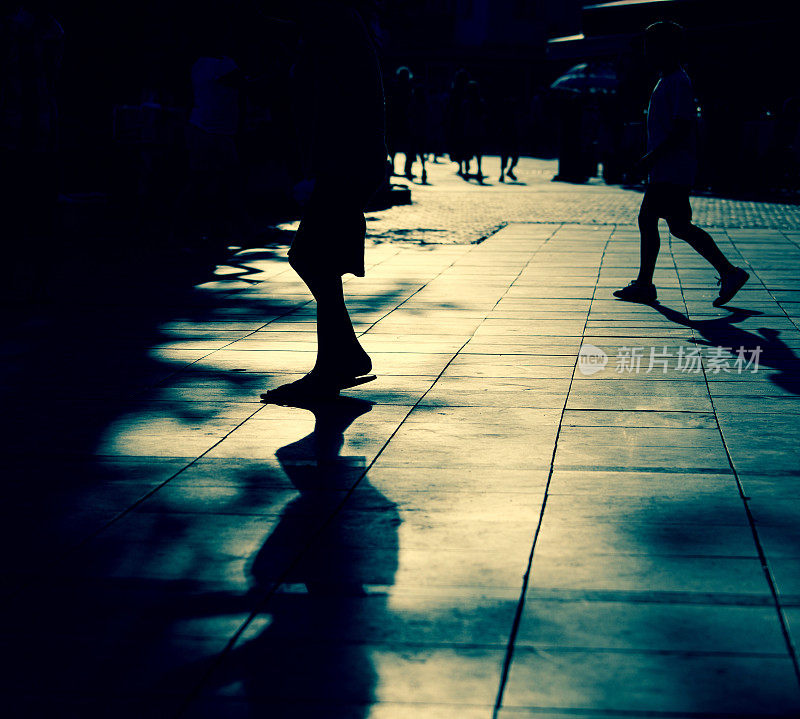 街上的影子