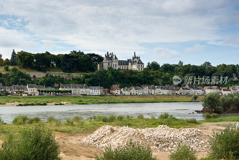 肖蒙城堡和卢瓦尔河
