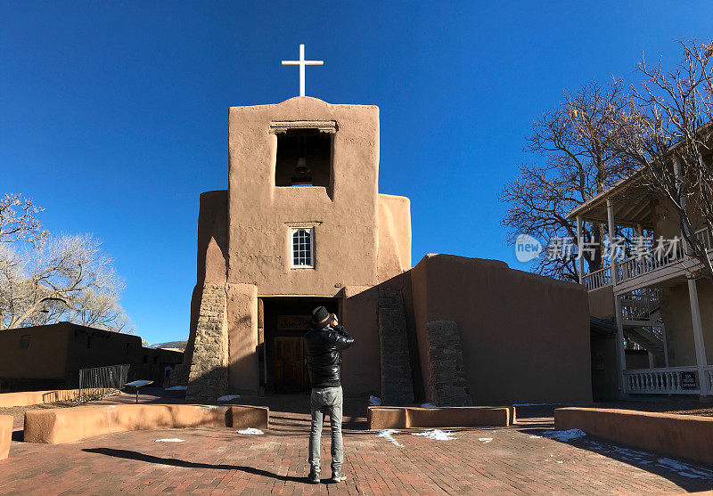 圣达菲，NM:美国最古老的教堂(圣米格尔)