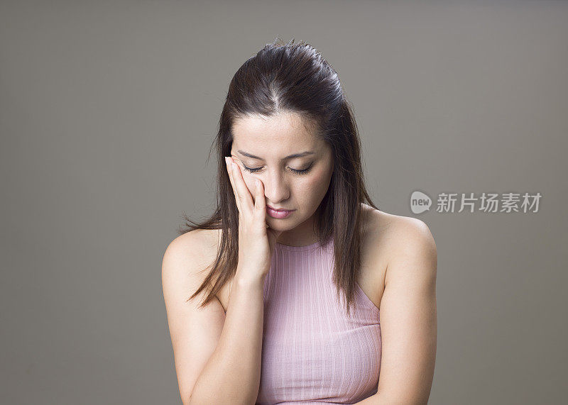 抑郁的女性肖像