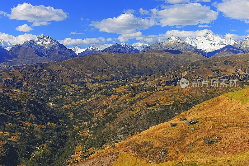 布兰卡山脉和内格拉山脉:秘鲁安第斯山脉的徒步小径