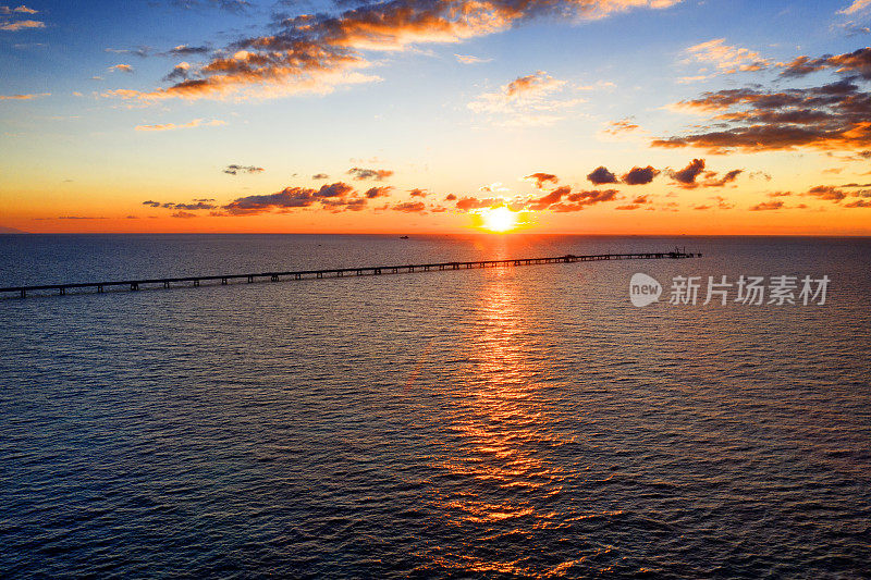 海上管道鸟瞰图