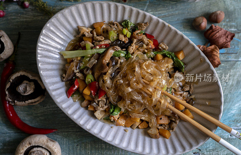中餐:自制美味的炒米粉