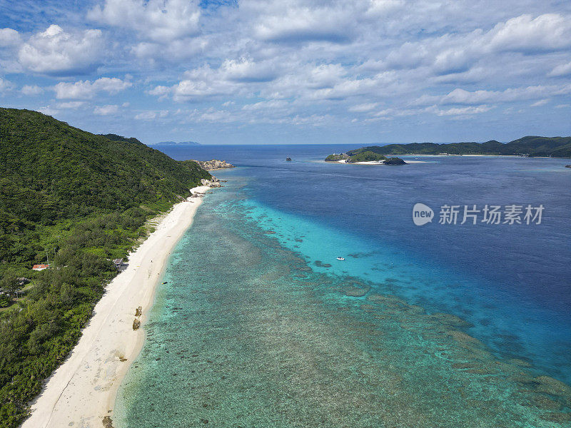 日本冲绳的阿卡岛