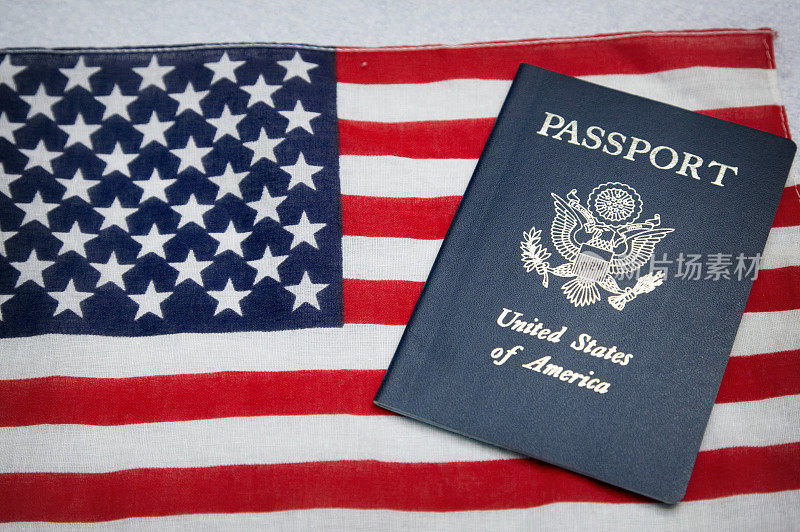 美国护照上的星条旗