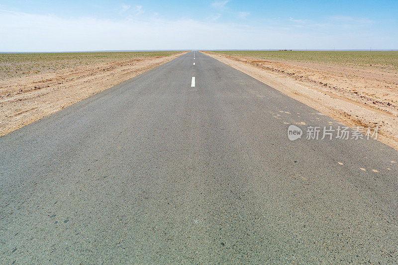 路在蒙古