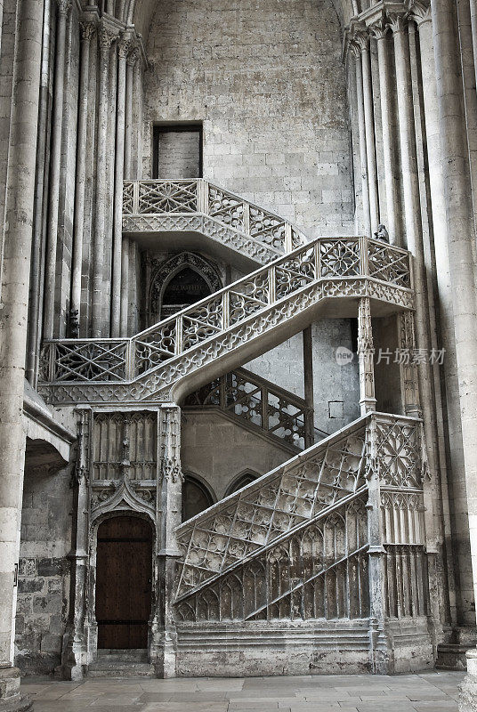 鲁昂大教堂楼梯