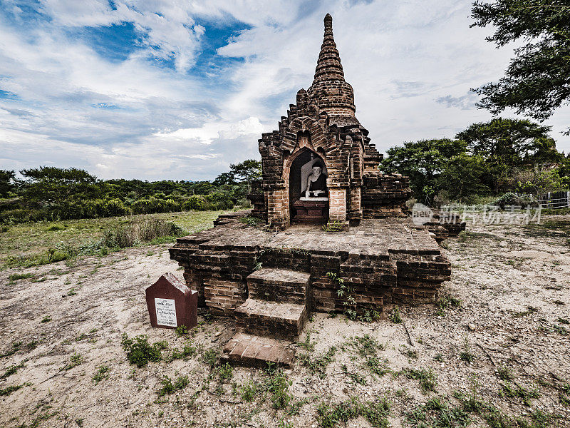 缅甸蒲甘的古小庙