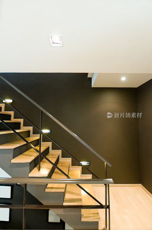 现代建筑中的楼梯间