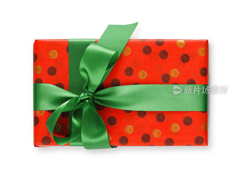 用红纸盒和绿丝带包装的礼盒