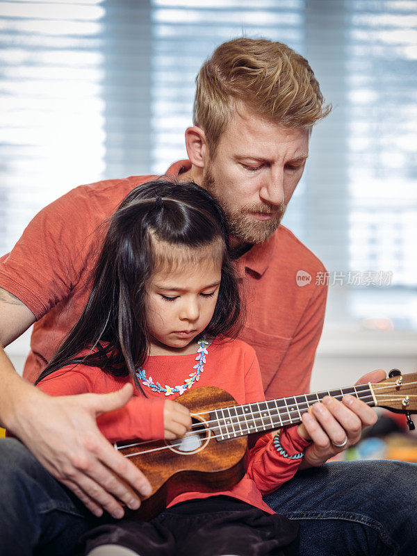 和爸爸玩的时间