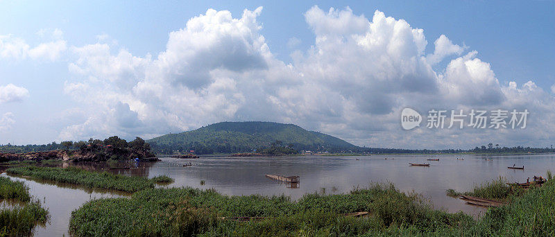 乌班吉河全景-从班吉在中非共和国到多哥，在刚果民主共和国，从班吉