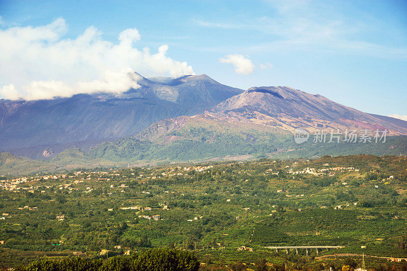 意大利西西里岛的埃特纳火山
