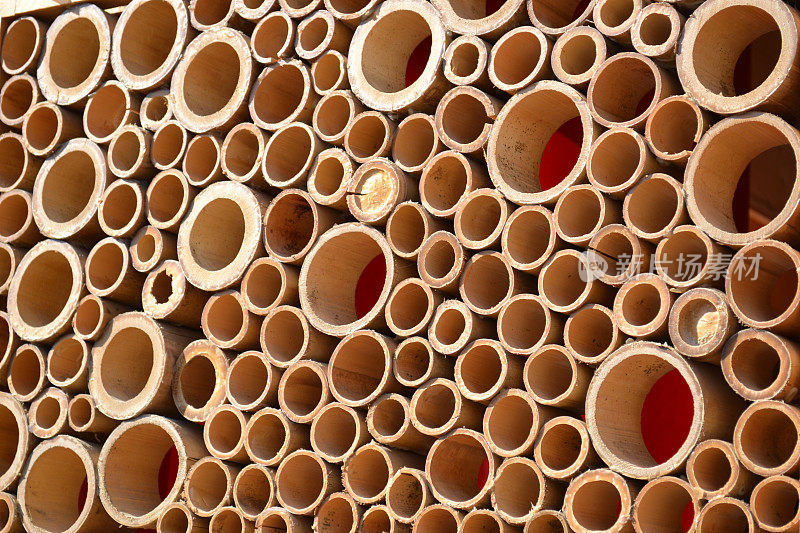 竹木圈作为美观的保温墙体保温材料。