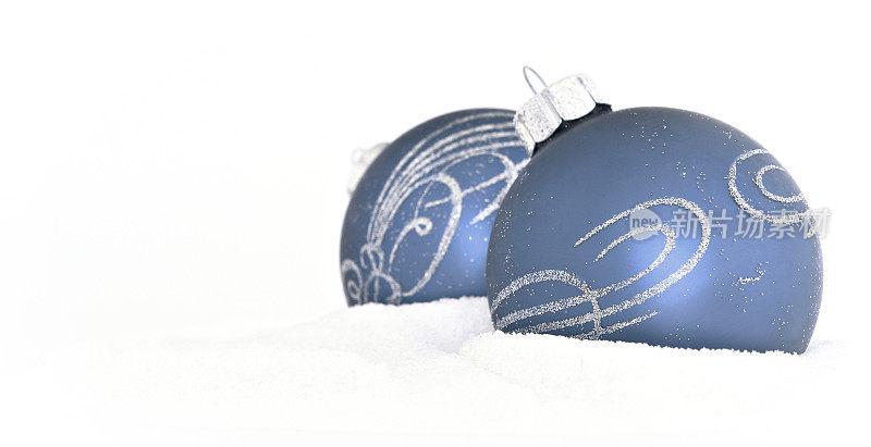 蓝色的圣诞节装饰物