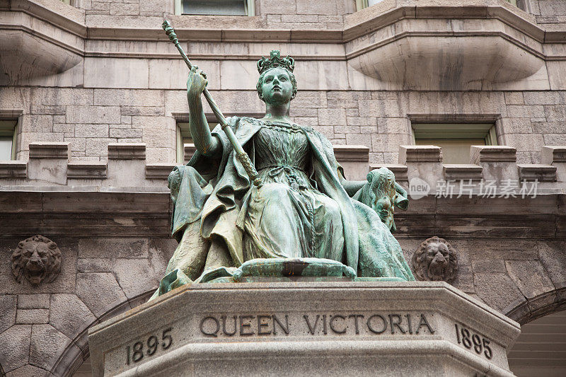 蒙特利尔麦吉尔大学维多利亚女王雕像
