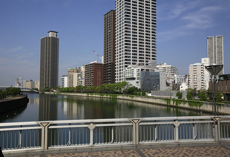 日本大阪北区Kyu-Yodo河和办公楼