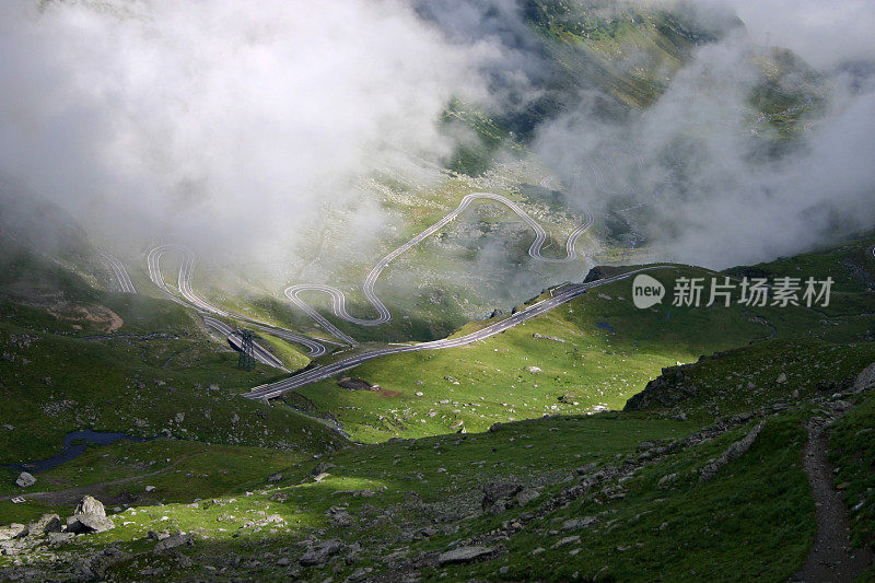 弯弯曲曲的山路，弯弯曲曲的路，transagarasan