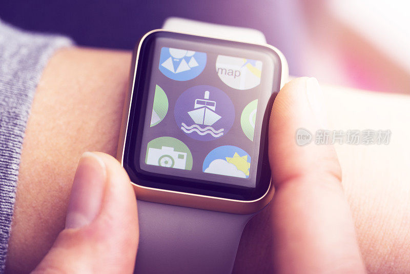 智能手表触摸屏上的航海应用程序