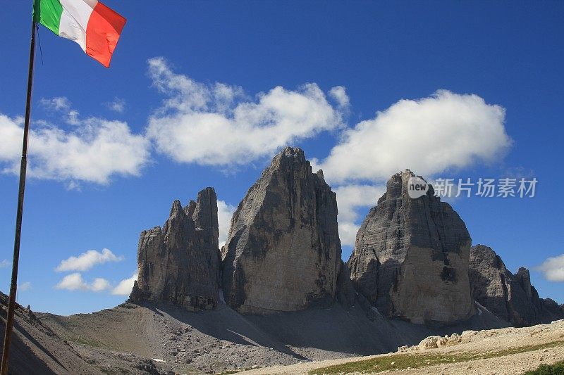 拉瓦雷多的三层