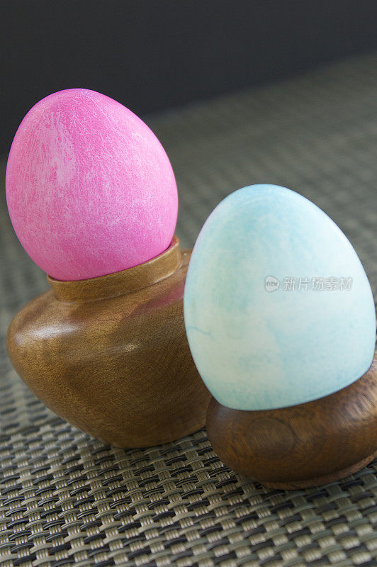 粉红色和蓝色的蛋