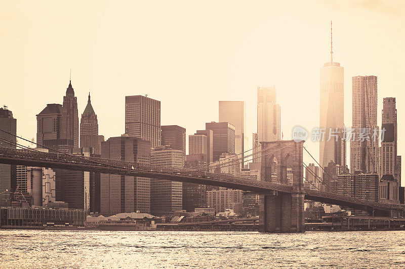 日落时分的曼哈顿，美国纽约。