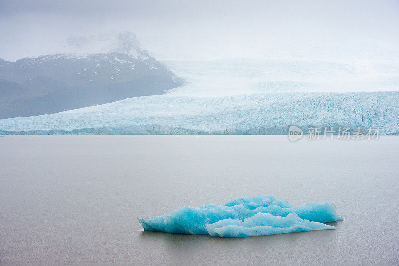 冰岛Fjallsarlon冰山泻湖景观