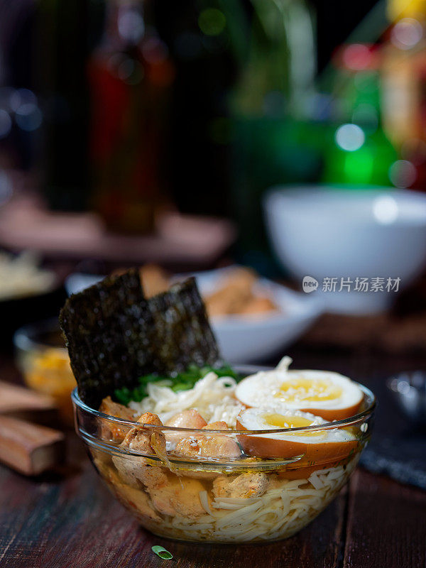 鸡肉拉面