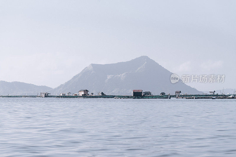 菲律宾八打加斯吕宋岛的塔尔火山岛