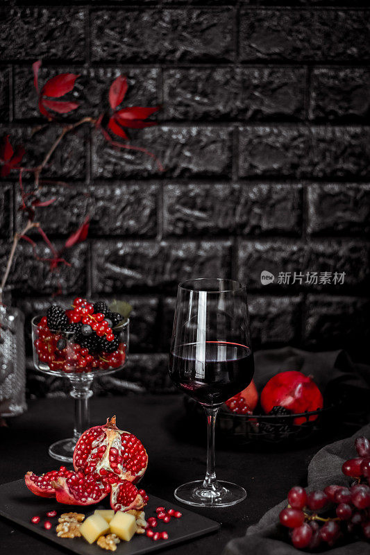 穆迪优雅的水果和奶酪红酒酒杯