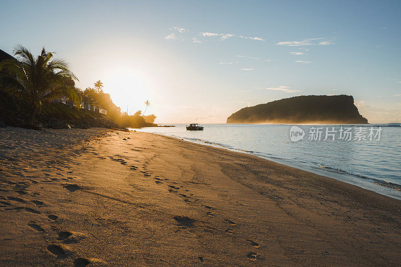 热带海滩、萨摩亚