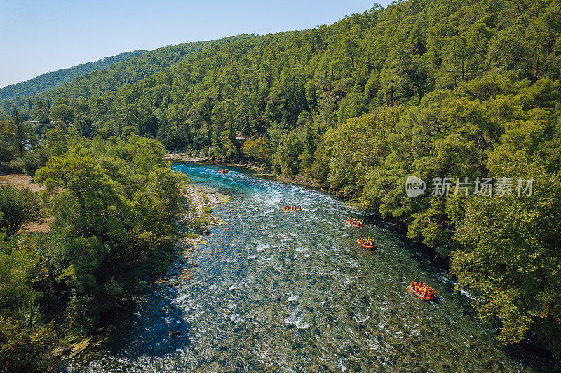 安塔利亚马纳夫加特的科普鲁鲁峡谷。火鸡