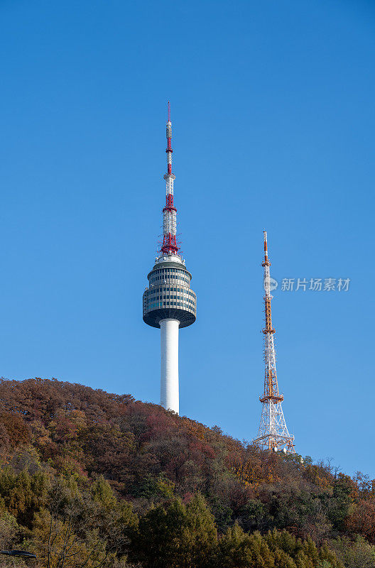 位于韩国南山的首尔塔