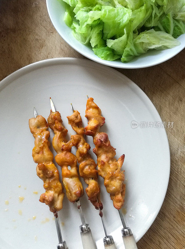 烧烤:鸡肉串